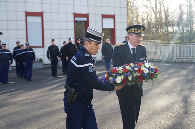 La Gendarmerie Rend Hommage Au Colonel Arnaud Beltrame Sur Tout Le