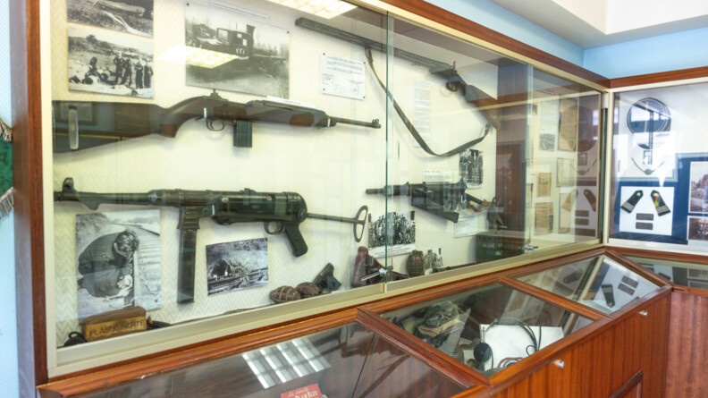 Armes d'époque utilisées par l'armée française et l'armée allemande lors de l'occupation